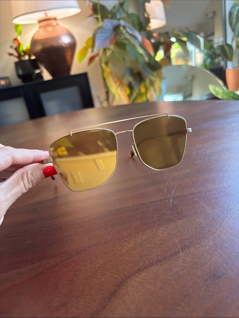 Vera wang mirror aviators gold